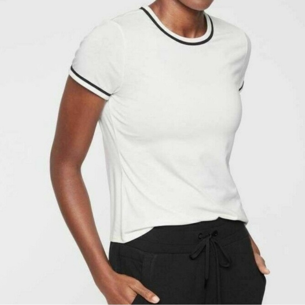 Athleta • Essence Ringer Tee in Sea Salt